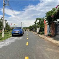 Nhà cần bán 2100m2 đất Bàu Bàng - TPHCM. Đường nhựa 8m. Đối diện có nhiều dãy trọ đang cho thuê