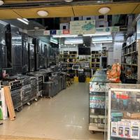 Cho thuê nhà ngã tư Hàng Bài - Hai Bà Trưng vị trí Kim Cương