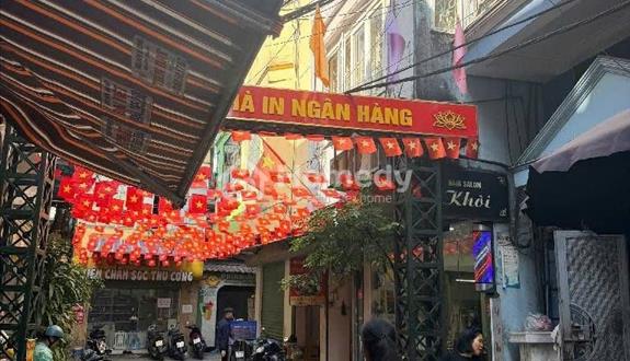 Bán căn hộ tầng 2-3 Tập thể in ngân hàng Đống Đa hơn 2 tỷ - Ảnh 1