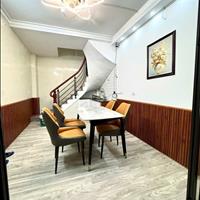Nhà riêng, 4 tầng, 3N, đủ đồ, phố Cầu Đất - Hoàn Kiếm
