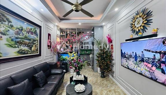 Bán nhà Tân Mai, 38m2, 5 tầng, VF3 đỗ cửa, kinh doanh tốt, ngõ thông, thoáng sáng, giá 10.5 tỷ. - Ảnh 1