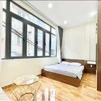 Cho thuê căn hộ full nội thất_máy giặt riêng_Gần công viên Tao Đàn_Landmark 81_Phố đi bộ