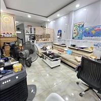 Bán nhà 4ty tên lửa aeonmal bình tân 40m2 shr, hoàn công đủ