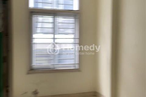 Chỉ 4tr văn phòng 30m2 tại Giải Phóng - Hoàng Mai sẵn nội thất làm việc