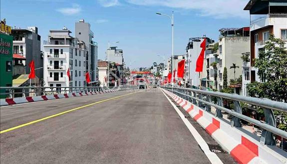 Bán nhà 152m2 phố hồng tiến và nguyễn văn cừ giá 58 tỷ - Ảnh 1