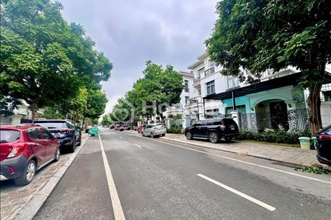 Bán BT song lập Anh Đào Vinhome Riversiden dt 158m2 giá 58 tỷ