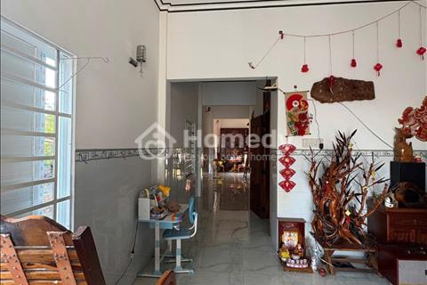 Cần ra gấp lô đất 650m² (200m² thổ cư) có sẵn nhà mới đẹp