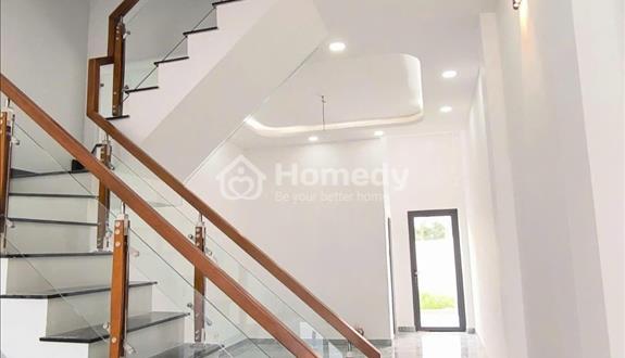 Nhà đẹp Thủ Dầu Một - 1 trệt 1 lầu - có chỗ đỗ ô tô - Ảnh 1
