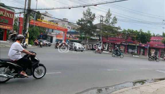 Chính chủ bán gấp đất 198m2 giáp Thủ Đức, giá tốt - Đường Lê Hồng Phong ngã 3 Cây Điệp, Dĩ An, BD - Ảnh 1