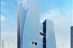 Với chiều cao 32 tầng và được thiết kế theo dạng hai cánh buồm cong vút lên cao, tòa nhà HUD Tower tạo nên điểm nhấn quan trọng của khu vực.