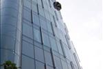 TID Tower được thiết kế hiện đại bằng cách sử dụng các vách kính rộng, tạo tầm nhìn mở rộng cho các văn phòng làm việc được đặt tại đây.