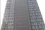 Văn phòng cho thuê với diện tích 13.500 m2, được bố trí từ tầng 4 tới tầng 27. Trong đó, từ tầng 4 đến tầng 20 (tương ứng với diện tích 10.500 m2) được sử dụng với mục đích cho thuê, còn lại tầng 21 -27 được sử dụng làm trụ sở của Tổng Công ty CP Vinaconex.