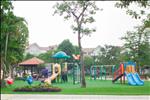 Khu vui chơi của trẻ luôn được chú trọng trong từng khâu thiết kế, gồm những trò chơi lý thú đảm bảo cho trẻ phát triển cân bằng về đức - trí - thể - mỹ.