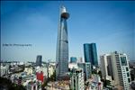 Tháp tài chính Bitexco tọa lạc tại trung tâm thương mại và giải trí của Thành phố Hồ Chí Minh. 