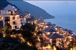 InterContinental Danang Sun Penninsula Resort do Tập đoàn Sun Group là chủ đầu tư và Tập đoàn IHG quản lý.