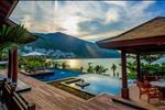 Khu nghỉ dưỡng có lối thiết kế hài hòa với thiên nhiên đẹp của bán đảo Sơn Trà sẽ mang đến cho du khách nhiều trải nghiệm khó quên.