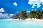 Với Sunset Sanato bạn sẽ chỉ thấy một màu xanh sảng khoái bất tận của biển trời, của núi non và cây cối hòa quyện cùng nắng vàng biển xanh.