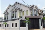 Hưng Phú 1 được quy hoạch xây dựng từ năm 2003, với các sản phẩm đất nền nhà liền kế, biệt thự song lập, biệt thự đơn lập.