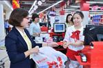 Khu trung tâm thương mại với quy mô lớn nằm ở tầng 1 – tầng 6 của 4 tòa nhà thuộc dự án chung cư N05 sẽ đáp ứng nhu cầu giải trí và mua sắm cho hầu hết các cư dân sinh sống tại đây. Đặc biệt, sự góp mặt của siêu thị Vinmart được bố trí toàn bộ diện tích hầm B1 sẽ là nơi cung cấp những thực phẩm, hàng tiêu dùng với chất lượng và xuất xứ đảm bảo cho các cư dân.
