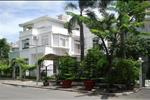 Dự án Nam Quang 1 gồm hơn 90 căn biệt thự sang trọng và đẳng cấp được hình thành trong một cộng đồng dân cư hiện đại, kết nối liên hoàn cùng hàng loạt tiện ích cao cấp phục vụ cuộc sống, vui chơi giải trí hàng ngày.