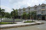 Khu dân cư Tân Biên 2 tọa lạc trên khu đất rộng 30.817 m2, gồm 49 căn nhà phố liên kế thiết kế 1 trệt - 1 lầu, 116 căn nhà phố liên kế thiết kế 1 trệt - 2 lầu.