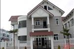 Các biệt thự của dự án được thiết kế hiện đại với các mặt hướng sáng tối đa hướng đến thiên nhiên mang đến không gian sống thoáng mát, hài hòa cho quý cư dân.