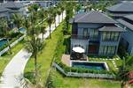 Biệt thự Butterfly Hometel Resort được quy hoạch giữa những mảng xanh như: công viên, đường đi dạo, đài phun nước, hồ bơi mang đến không gian sống trong lành giữa vẻ đẹp hoang sơ của núi rừng. 